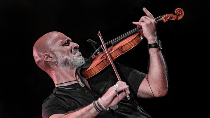 Immagine del post 13644 - Bari Il violinista Alessandro Quarta: “Il pop e il rock hanno piena dignità: non c’è solo la classica” - Bari