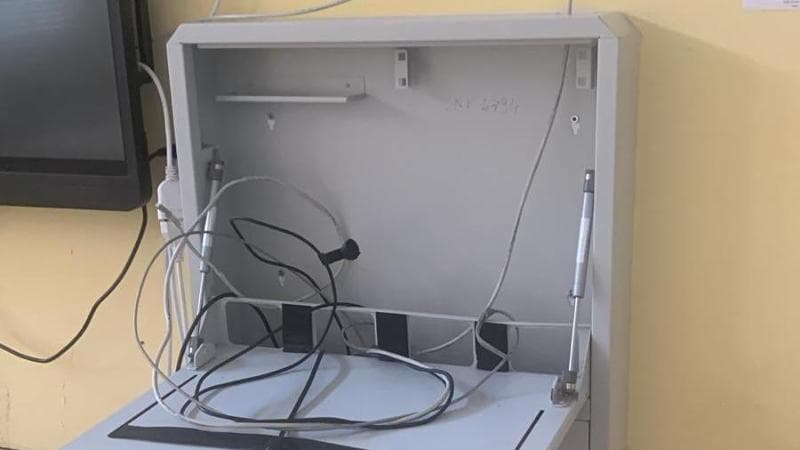 Bari, ladri in azione al “Giulio Cesare” e nella scuola “Don Orione” a Japigia: rubati 10 computer - Bari