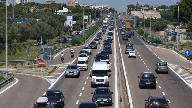 Puglia, riparte il Corridoio 8: due milioni per lavori sulla statale 16 tra Mola di Bari e Fasano - Bari