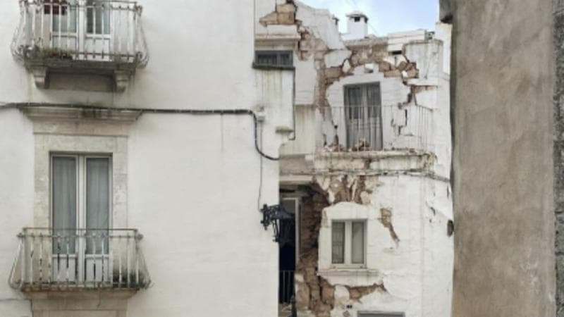 Immagine del post 18127 - Bari Fuga di gas in una palazzina a Martina Franca: stabile sventrato, ferito un uomo che era all'interno - Bari
