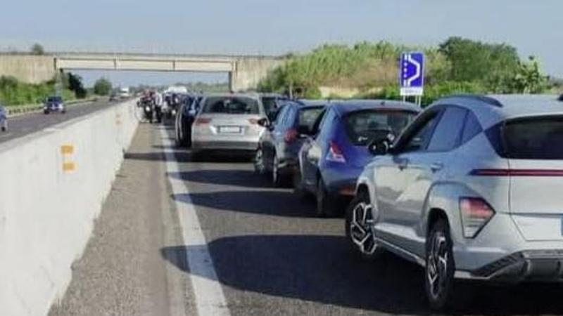 Immagine del post 9470 - Bari Con la moto urta la segnaletica di un cantiere sulla Brindisi-Lecce: rischia di perdere una gamba - Bari
