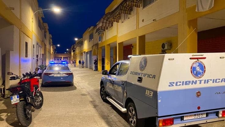 Bari, spedizione punitiva a San Pio spari contro due uomini. Terrore tra mamme e bimbi che giocavano - Bari