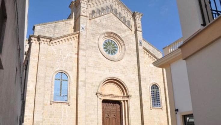 Immagine del post 25884 - Bari Salento, furto di ostie consacrate in parrocchia: vescovo proclama un giorno di digiuno riparatore - Bari