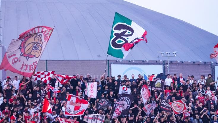 Monza di un altro pianeta, il Bari soccombe 2-0 e la speranza della salvezza si allontana - Bari