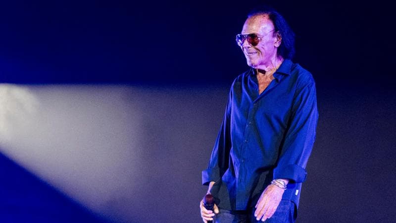Insulti social dopo il live, Antonello Venditti s’oppone all’archiviazione: “Diffamazione aggravata” - Bari