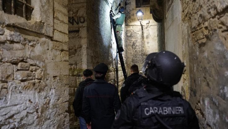Immagine del post 17102 - Bari Bitonto, smantellato il Grande fratello della criminalità: decine di telecamere nelle piazze spaccio - Bari