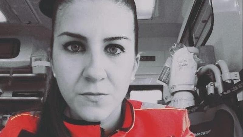 Lecce, operatrice 118 stroncata da un infarto a 37 anni. Colleghi in lacrime “Michela, guidaci tu” - Bari