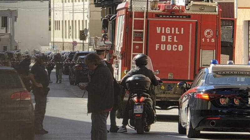 Immagine del post 20368 - Bari “So fare le bombe”. Evacuata la Camera di commercio di Brindisi dopo messaggio. Era di un dipendente - Bari