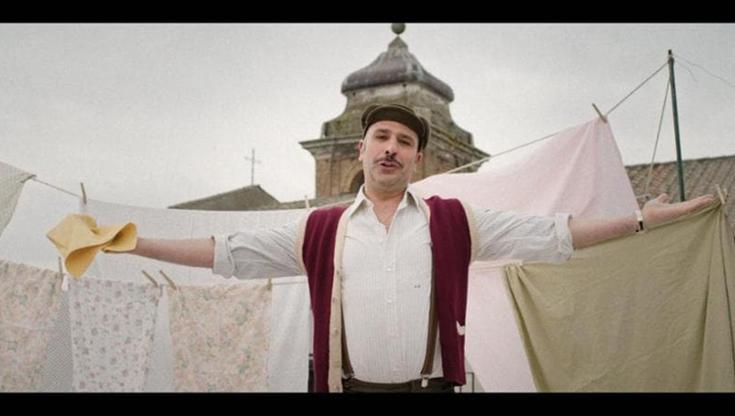 Immagine del post 8374 - Bari Checco Zalone sul set del nuovo film diretto da Gennaro Nunziante: cerca comparse in Costa Smeralda - Bari