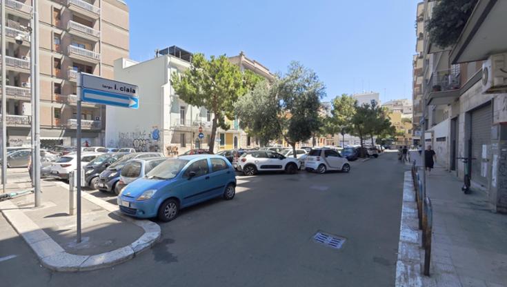 Immagine del post 9554 - Bari Bari, in moto spara e colpisce una ragazza: caccia al killer di viale Unità d’Italia. “Un errore” - Bari