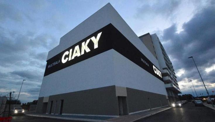 Immagine del post 9547 - Bari Bari, per portare l’Arpal nell’ex cinema Ciaky un piano da sei milioni. Proposte da 30 progettisti - Bari