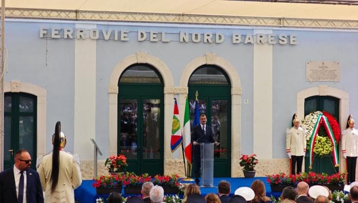 Immagine del post 22708 - Bari Decaro a Andria per la cerimonia sul disastro dei treni: “Sui binari unici il divario Nord-Sud” - Bari