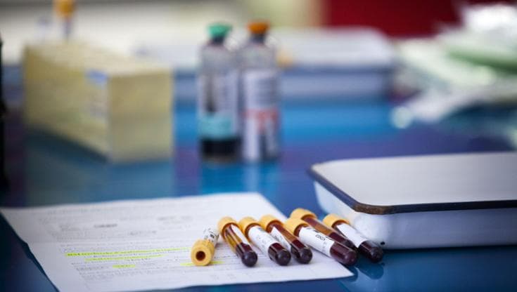 Immagine del post 23833 - Bari Sanità, ecco i nuovi tagli: reagenti per analisi del sangue e protesi ortopediche. “Gare nel mirino” - Bari