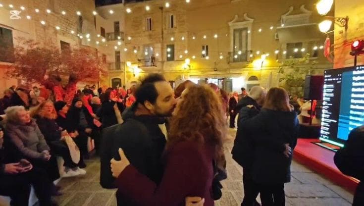 Immagine del post 17159 - Bari San Valentino, Bari celebra l’amore: da largo Albicocca al cinema passando in Pinacoteca. Cosa fare - Bari