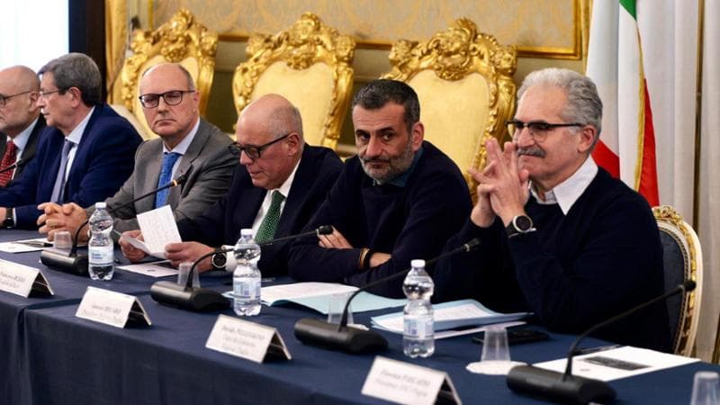 Immagine del post 18230 - Bari Spiagge divorate dal mare, la Regione dimezza i tempi: “Lavori in quindici giorni” - Bari