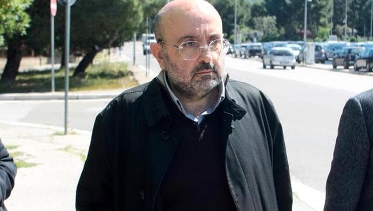 Immagine del post 5774 - Bari Imputato e candidato a Triggiano: bufera su Sandrino Cataldo. Il centrodestra: “Mai concordato” - Bari