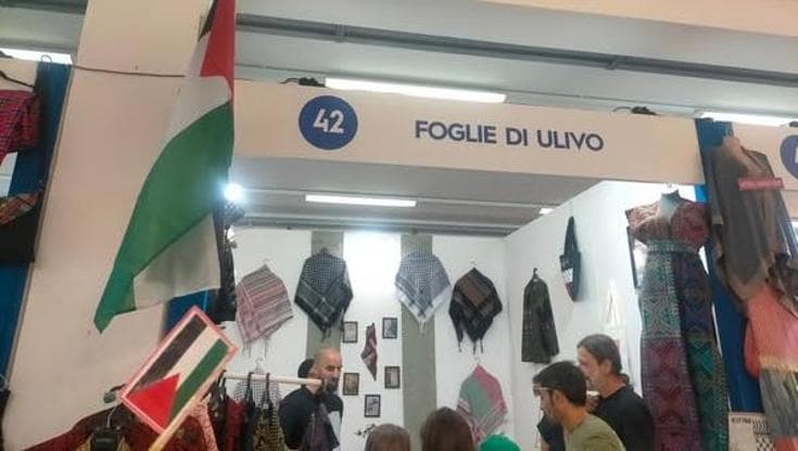 Immagine del post 11568 - Bari Fiera del Levante, alla Galleria delle Nazioni manca il nome della Palestina a introdurre lo stand - Bari