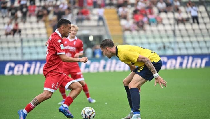 Il Bari perde 3-0 a Modena, passi indietro e tanti punti interrogativi per i biancorossi - Bari