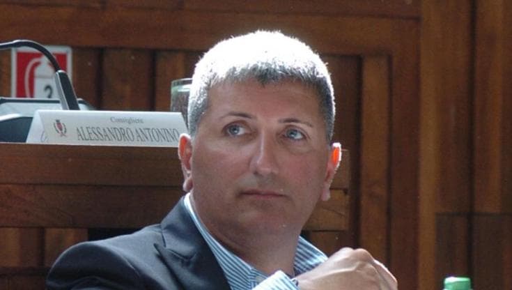 Brindisi, minacce a un consigliere comunale e peculato: indagato un dipendente della Multiservizi - Bari