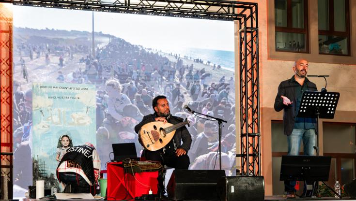 Immagine del post 14900 - Bari Fabio Tonacci: “Nel nome di Hind Rajab, uccisa dall’Idf, racconto a teatro l’orrore di Gaza” - Bari