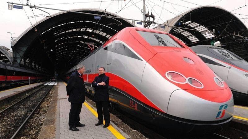Immagine del post 2022 - Bari Treni, tilt sulla linea Bari Pescara: regionali cancellati, un’ora di ritardo per il Lecce-Torino - Bari