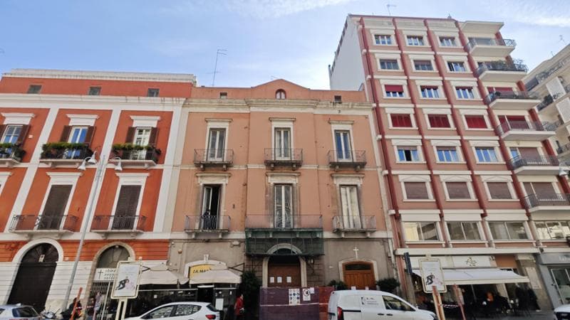 Immagine del post 1991 - Bari Sul corso di Bari in arrivo un b&b di lusso dove c’erano le suore, la scommessa di Nicola Canonico - Bari