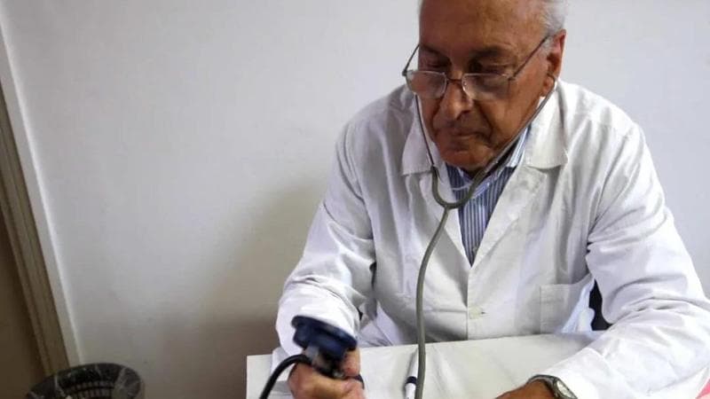 Immagine del post 2001 - Bari Il medico di base lascia: “Stanco di essere trattato come una pezza dei piedi dai miei pazienti” - Bari