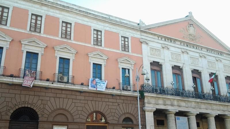 Immagine del post 2009 - Bari Conti salati per i Comuni: Bari restituirà quasi un milione allo Stato. “Un regalo di Meloni & co.” - Bari