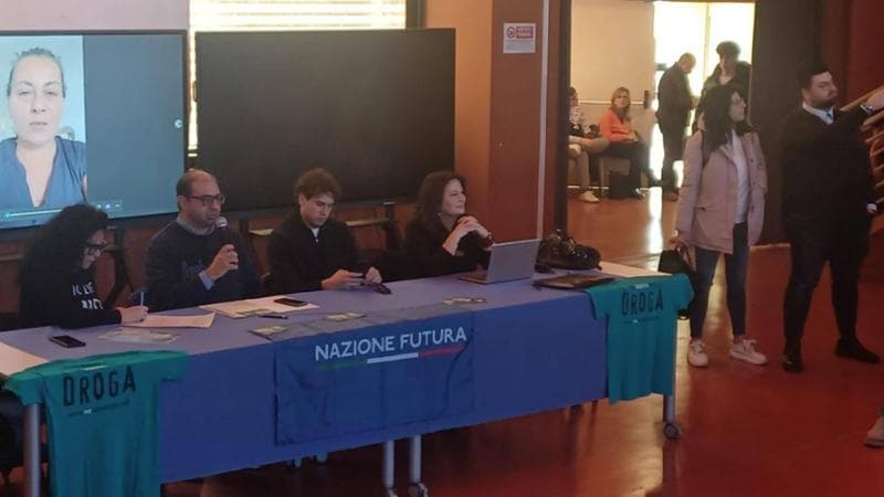 Immagine del post 17204 - Bari Al liceo assemblea sulle dipendenze con panel di Nazione Futura: insorge Avs. “Marketing politico” - Bari