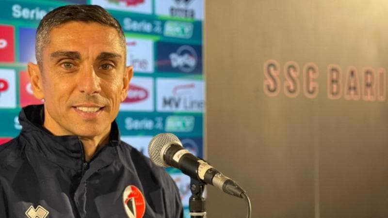 Bari-Salernitana, Longo: “Guai a sottovalutare l'avversario. Vazquez? Sanzione giusta” - Bari