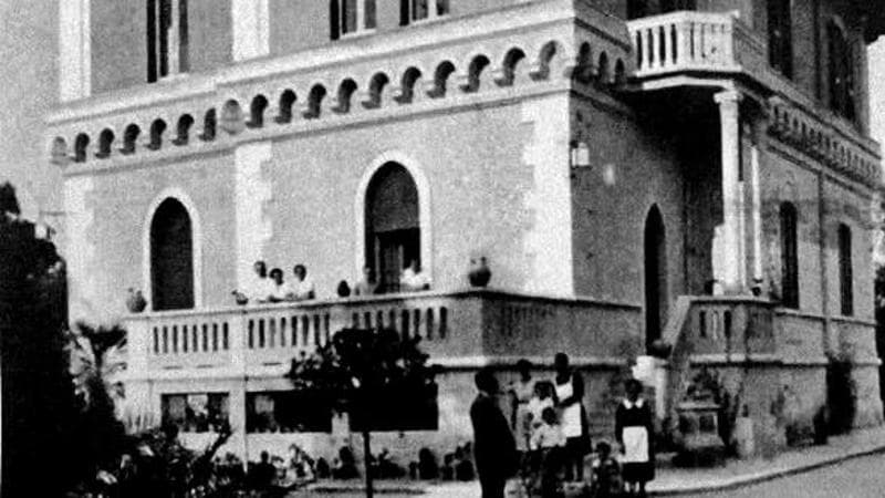 La storia sotto le ruspe: una pizzeria lì dove a Bari c’è stata fino agli anni ’70 Villa Laterza - Bari