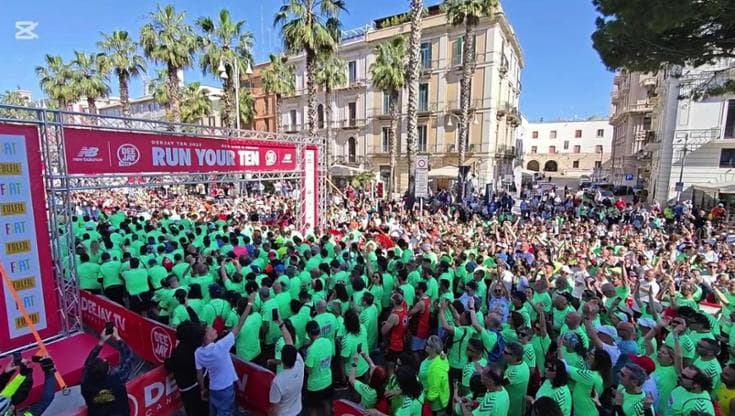 Immagine del post 19348 - Bari Torna la Deejay Ten: domenica appuntamento in piazza con Linus. Tutto quello che c’è da sapere - Bari
