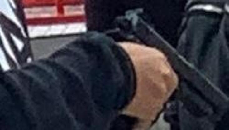 A 17 anni con la pistola al luna park a San Nicola: scarcerato va in comunità. “Deve essere aiutato” - Bari