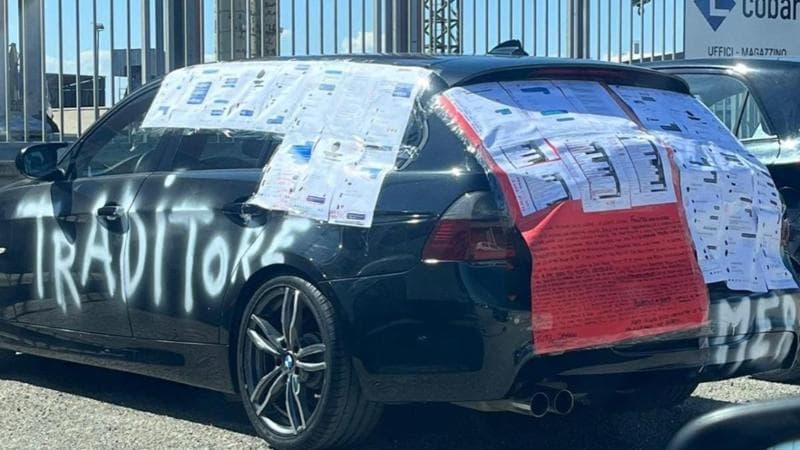 L’ex compagna coprì la sua auto con le chat dell’amante, ora il 40enne è ai domiciliari per stalking - Bari