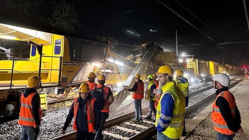 Treni, riapre la linea Taranto-Brindisi dopo due mesi. “Un investimento da 100 milioni per 55 km” - Bari
