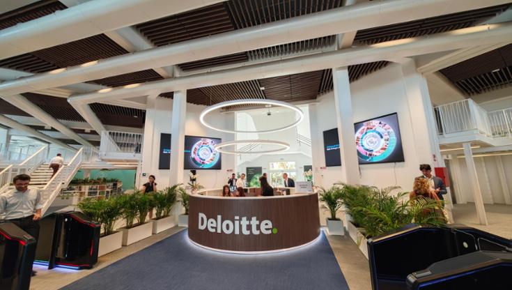 Immagine del post 9612 - Bari Deloitte punta sulla space economy e lancia una call per le startup: presto in Fiera il nuovo hub - Bari