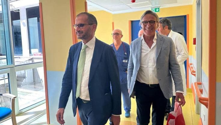 Immagine del post 22773 - Bari Assenze che pesano in Fratelli d’Italia, Fitto e Gemmato ancora separati in casa: “Surreale” - Bari