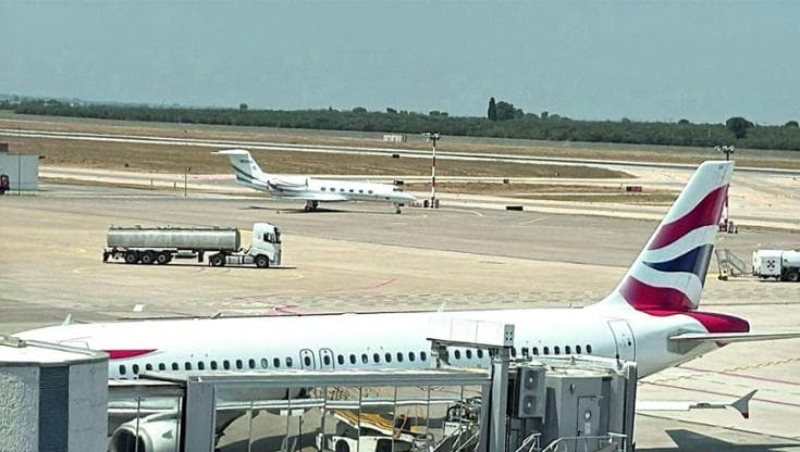 Aeroporto di Bari, record di jet privati: 1.610 in 6 mesi. “La Puglia del lusso continua a crescere” - Bari