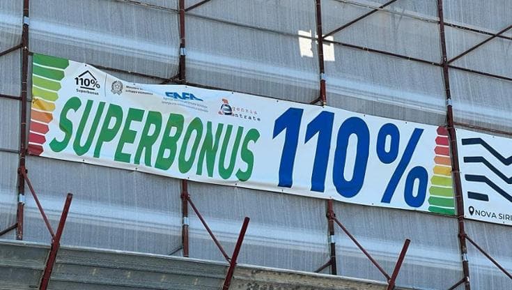 Lecce, truffa dei bonus edilizi: sequestri per 1,5 milioni e sei indagati. Usavano falsi certificati - Bari