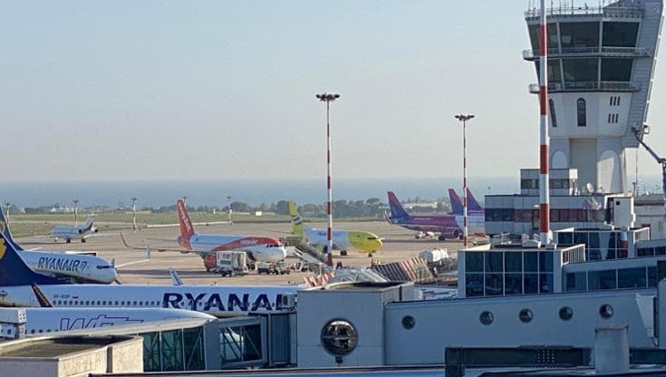 Puglia Sky, il sogno di una compagnia aerea locale. Gli imprenditori: “Almeno un milione a testa” - Bari