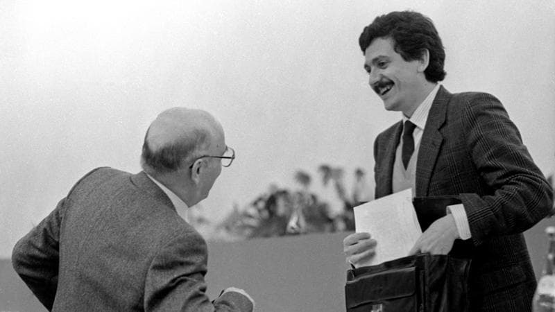 Massimo D’Alema: “Io, esiliato dal Pci a Bari, la sera del terremoto 1980 abbracciavo la mia Giusi” - Bari