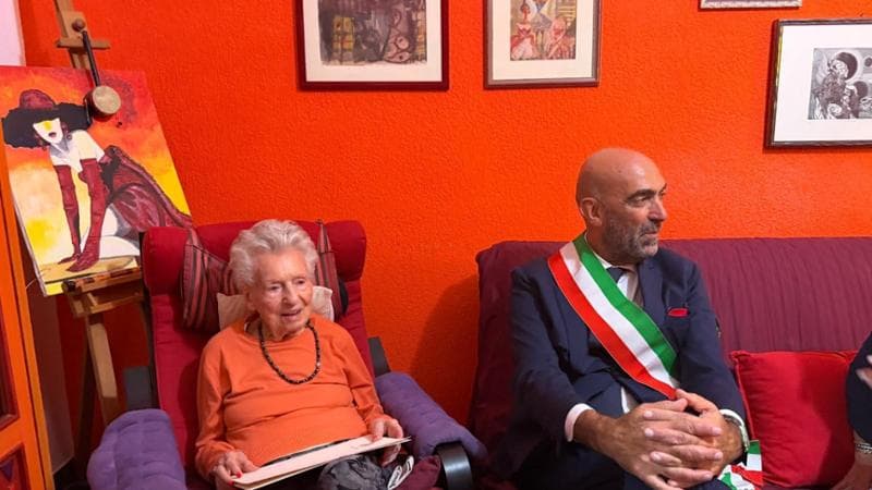 Immagine del post 26048 - Bari Maria Stramaglia festeggia 106 anni: “Ancora oggi ama leggere e andare dal parrucchiere” - Bari