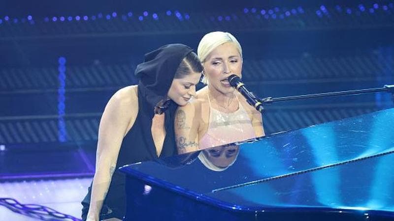 Immagine del post 2062 - Bari Serena Brancale e Alessandra Amoroso, la cover di Alicia Keys incanta ma resta fuori dalle prime 10 - Bari