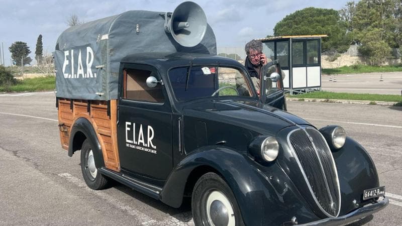 Immagine del post 3928 - Bari Sorpresa a Lecce: Gianni Ippoliti sulla Balilla del ’38. “Vado alla Motorizzazione per il tagliando” - Bari