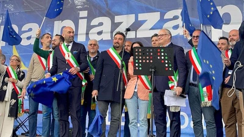 “Noi, sindaci con l’Europa nel cuore”: Vito Leccese alla manifestazione di Repubblica a Roma - Bari