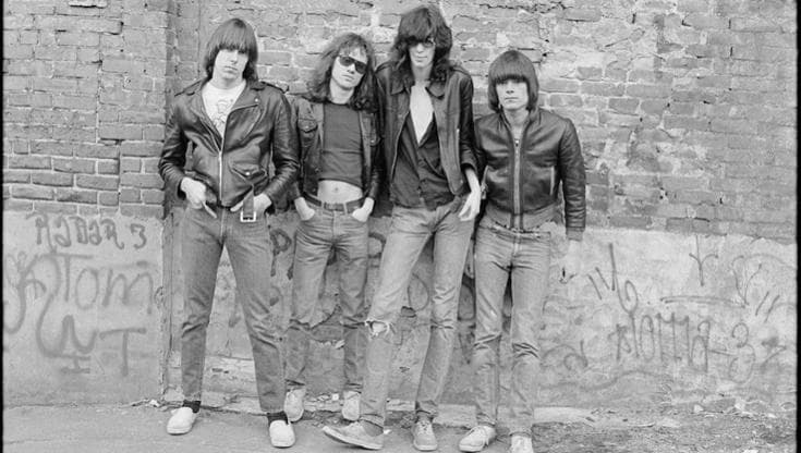 Immagine del post 19409 - Bari Il Medimex celebra i Ramones con la mostra delle foto di Roberta Bayley e lo show sulla cultura punk - Bari