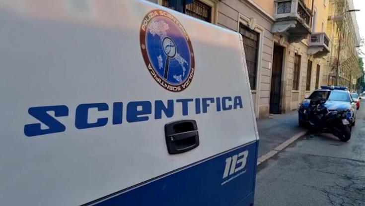 Immagine del post 7233 - Bari Ruba armato una Lamborghini: arrestato un uomo di 23 anni. Incastrato da tracce di sangue in auto - Bari
