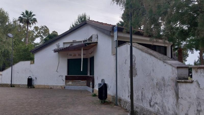 Immagine del post 9648 - Bari C’era una volta il bar della pineta San Francesco: “Che ricordi quei panzerotti, ora solo incuria” - Bari