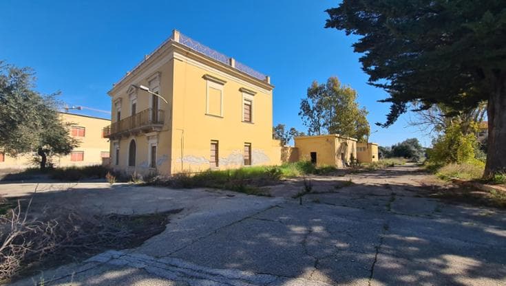 Immagine del post 9670 - Bari La seconda vita di villa Stoppelli e dell’ex caserma Magrone a Bari: concessi spazi al Politecnico - Bari