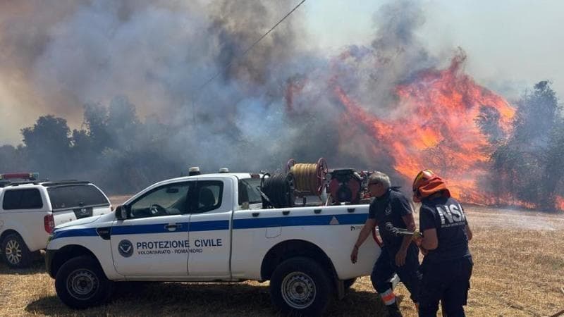 Immagine del post 22834 - Bari Incendi, intesa tra Regione e volontari: fondi raddoppiati, rientra protesta della Protezione civile - Bari